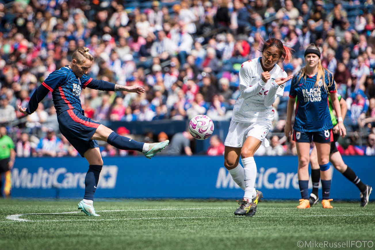 OL Reign back in the dance after 3-0 win at Chicago Red Stars